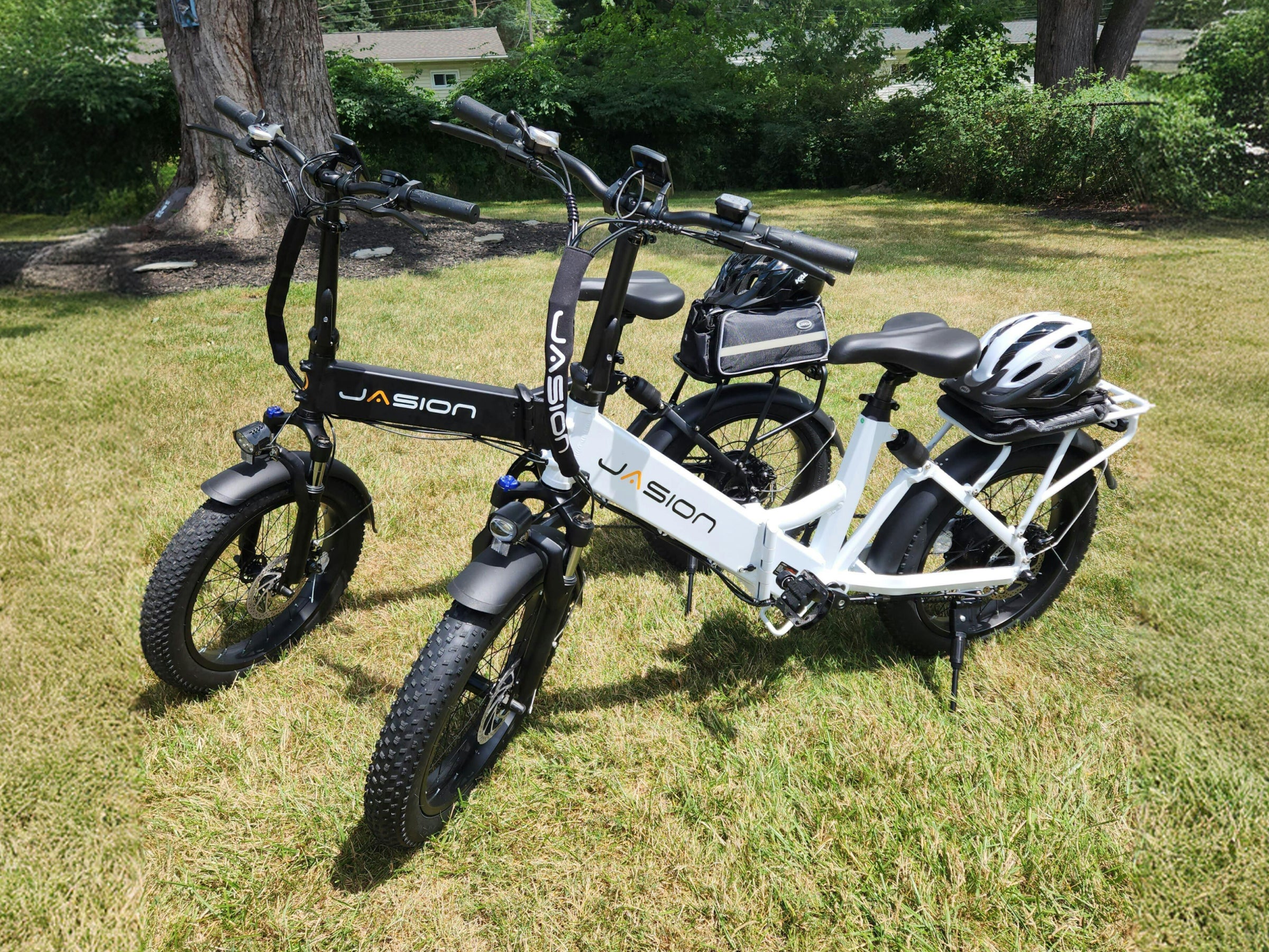 JasionBike EB7 ST step-through electric bike in use on a forest trail