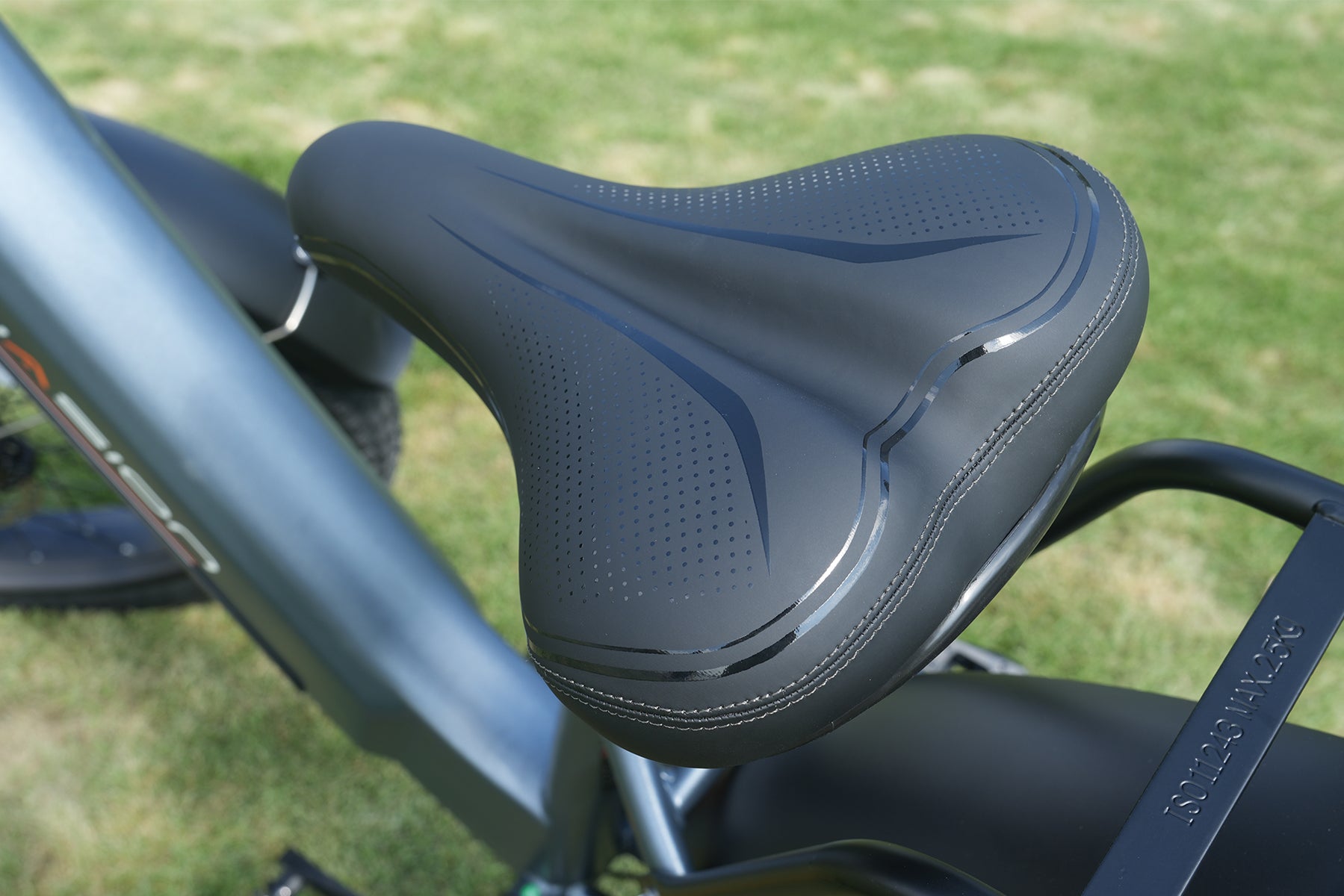 The Ultimate Guide to Replacing and Installing a Bike Seat
