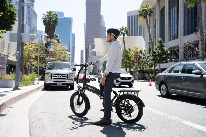 Cycling for a Healthy Lifestyle: How Electric Bikes Make Fitness Accessible to All